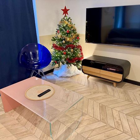 Roma Divine Home Cinema Et Jardin ニーム エクステリア 写真
