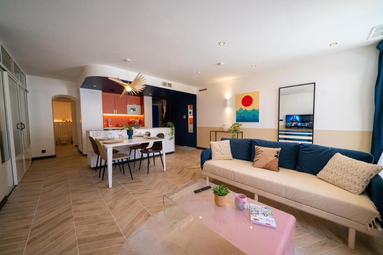 Roma Divine Home Cinema Et Jardin ニーム エクステリア 写真