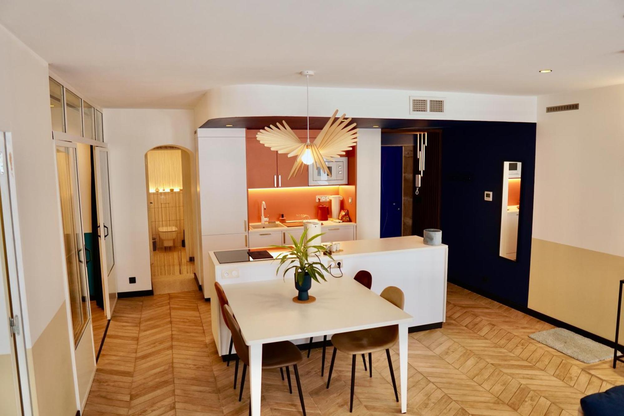 Roma Divine Home Cinema Et Jardin ニーム エクステリア 写真
